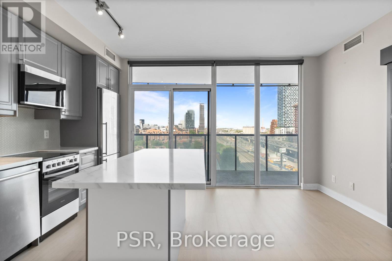 1011 - 1 Market Street, Toronto, Ontario  M5E 0A2 - Photo 4 - C13215238
