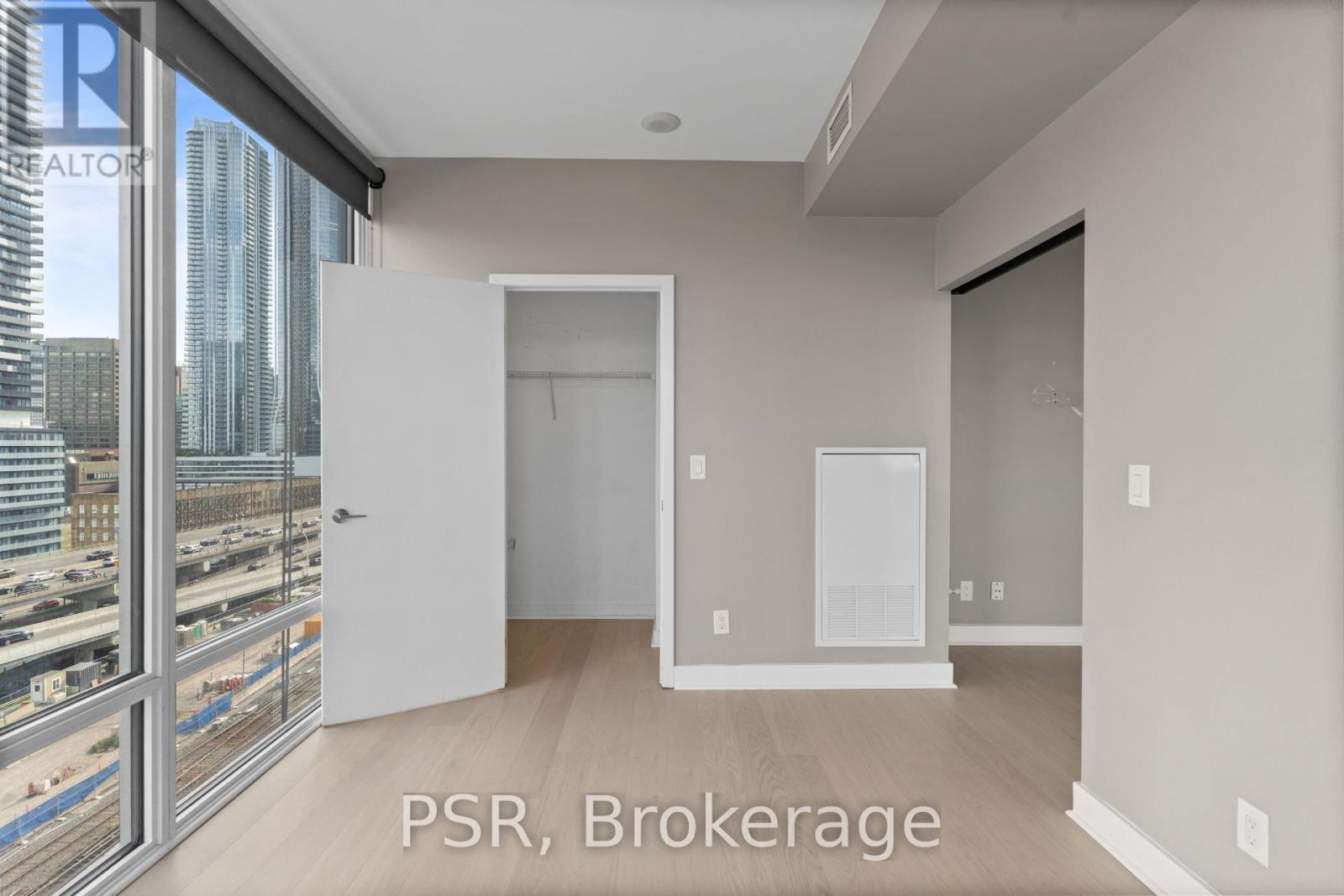 1011 - 1 Market Street, Toronto, Ontario  M5E 0A2 - Photo 7 - C13215238