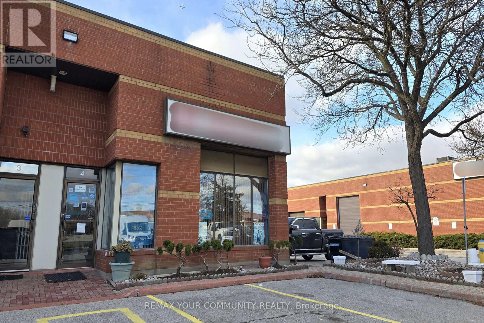 4 - 8600 KEELE STREET, Vaughan, Ontario
