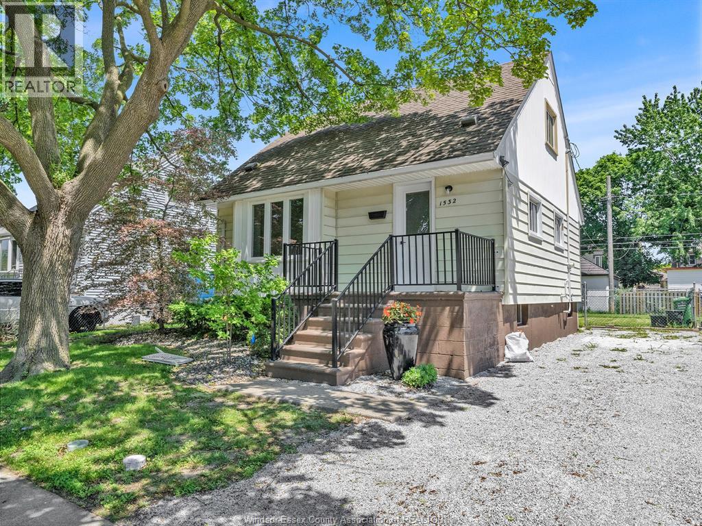 1532 TOURANGEAU ROAD, Windsor, Ontario
