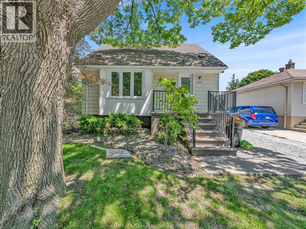 1532 Tourangeau Road, Windsor, Ontario  N8Y 4J4 - Photo 4 - 26012556