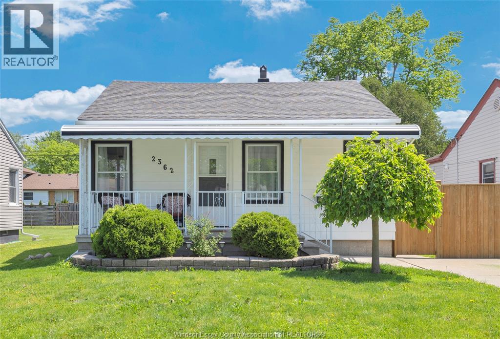 2362 FOREST, Windsor, Ontario