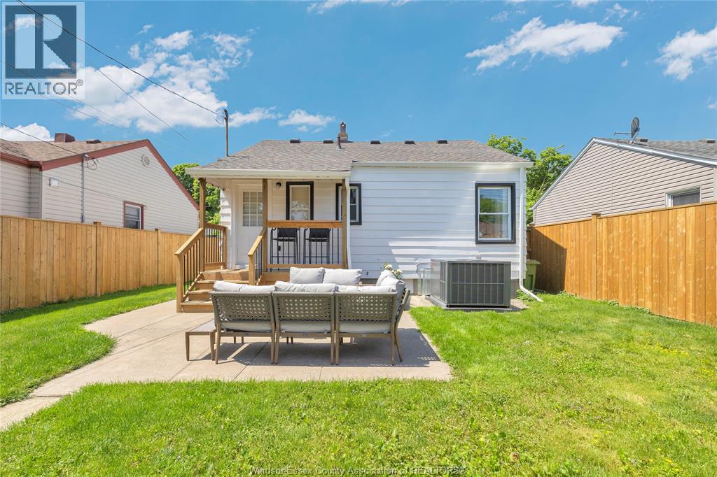 2362 Forest, Windsor, Ontario  N8W 2G8 - Photo 26 - 26012549