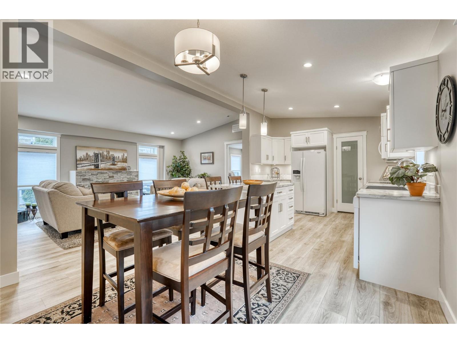 321 Yorkton Avenue, Avenue Unit# 11 Lot# 11, Penticton, British Columbia  V2A 3V6 - Photo 6 - 10388734
