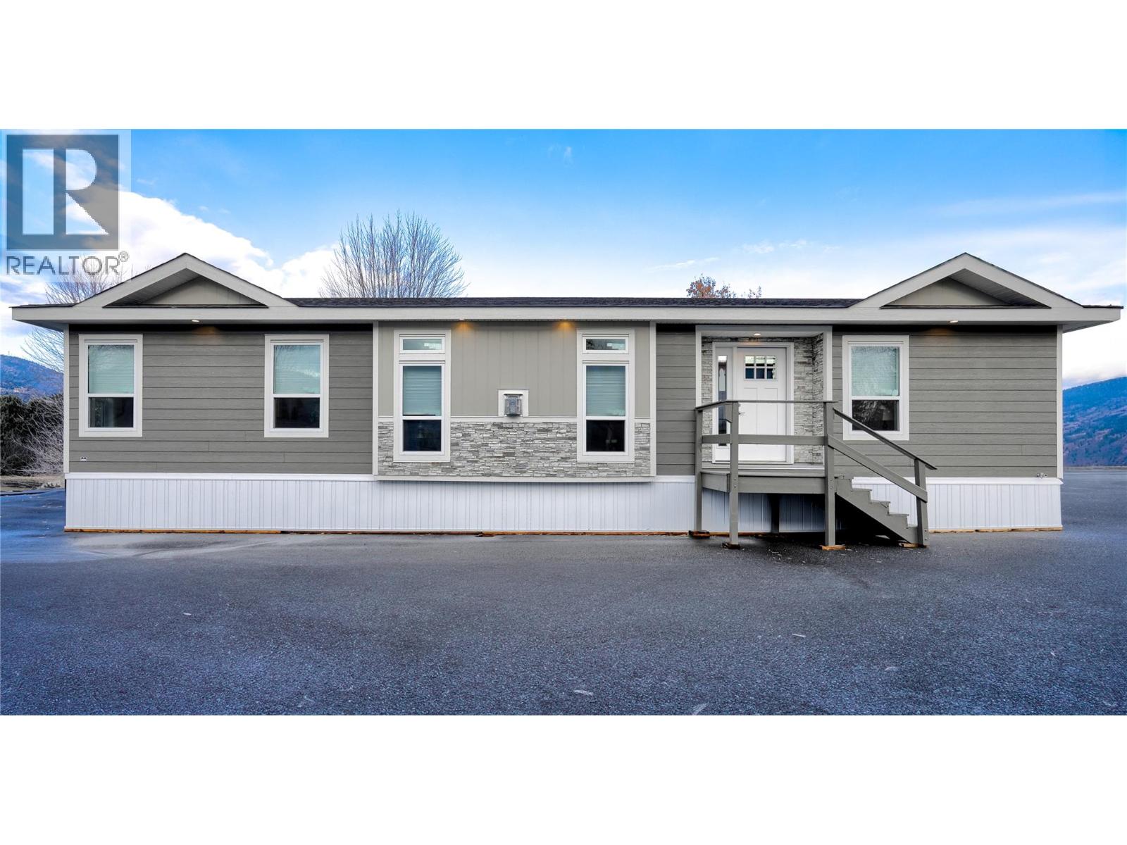 321 Yorkton Avenue, Avenue Unit# 11 Lot# 11, penticton, British Columbia