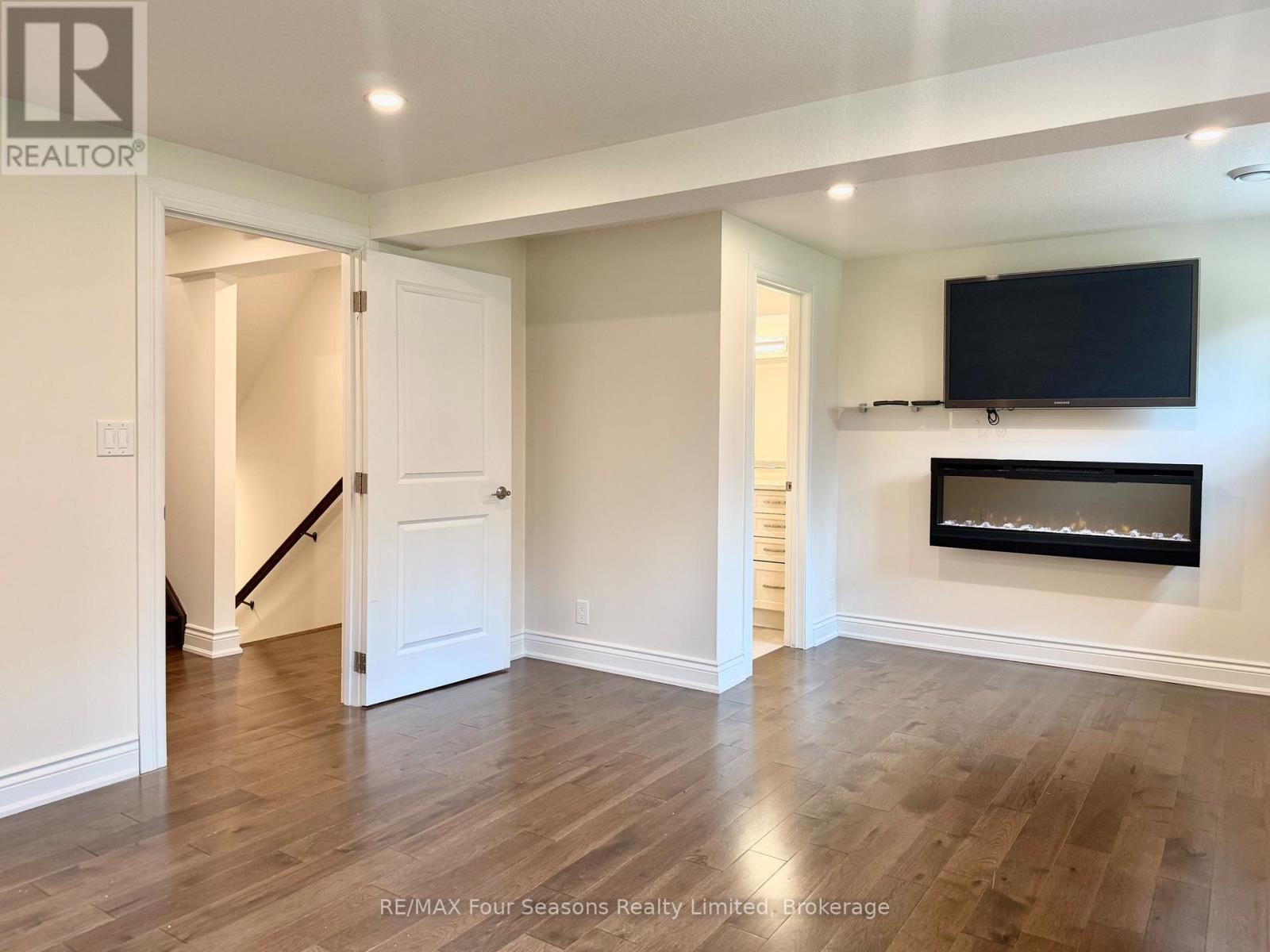 51 Carlyle Place, Kitchener, Ontario  N2P 1R6 - Photo 18 - X13215636