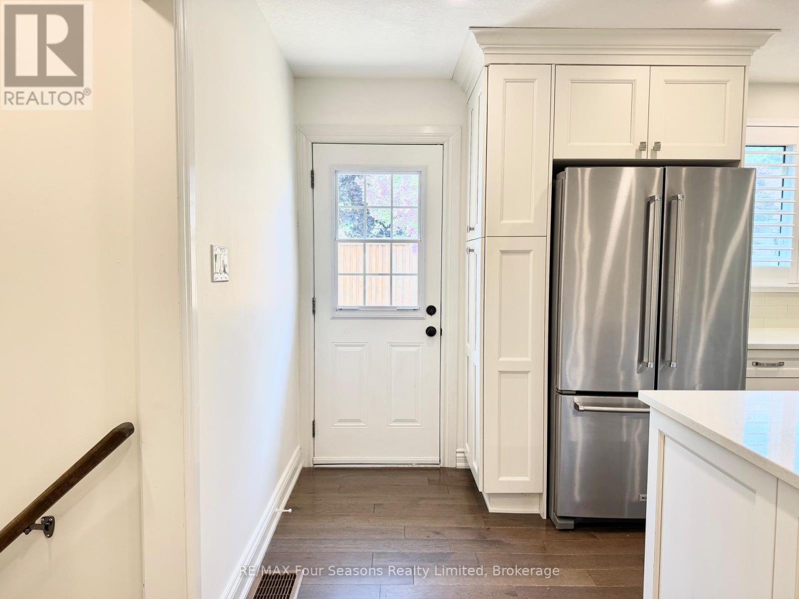 51 Carlyle Place, Kitchener, Ontario  N2P 1R6 - Photo 7 - X13215636