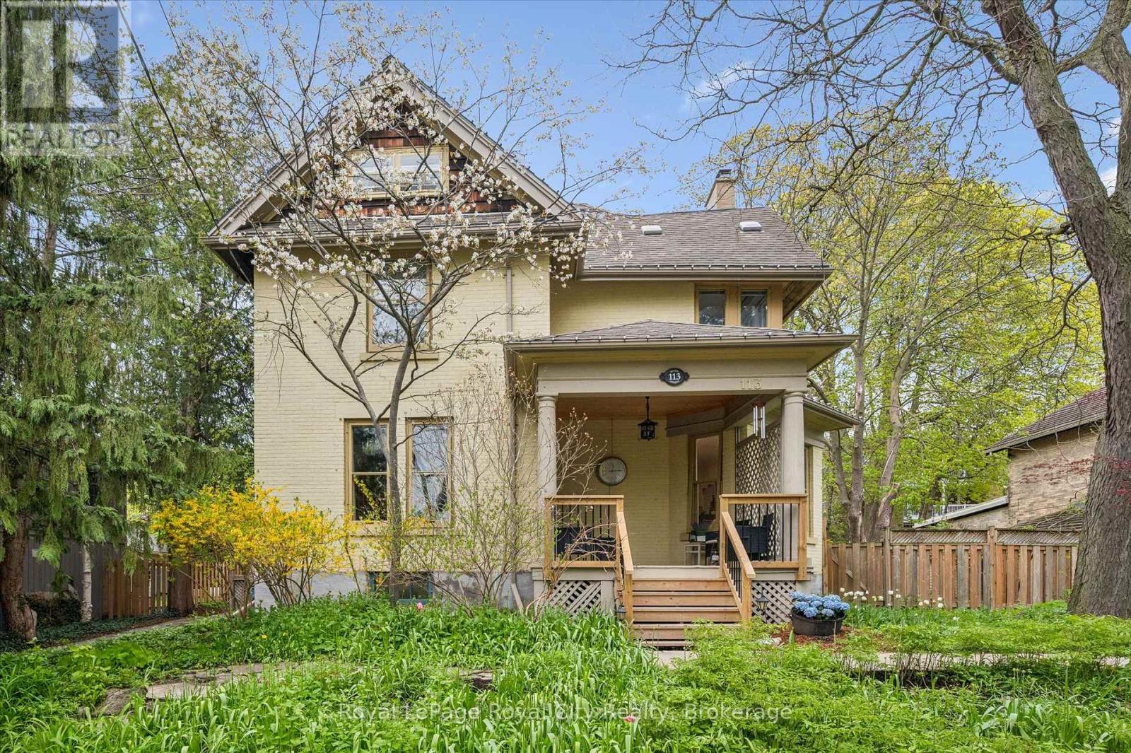113 QUEEN STREET, Guelph, Ontario