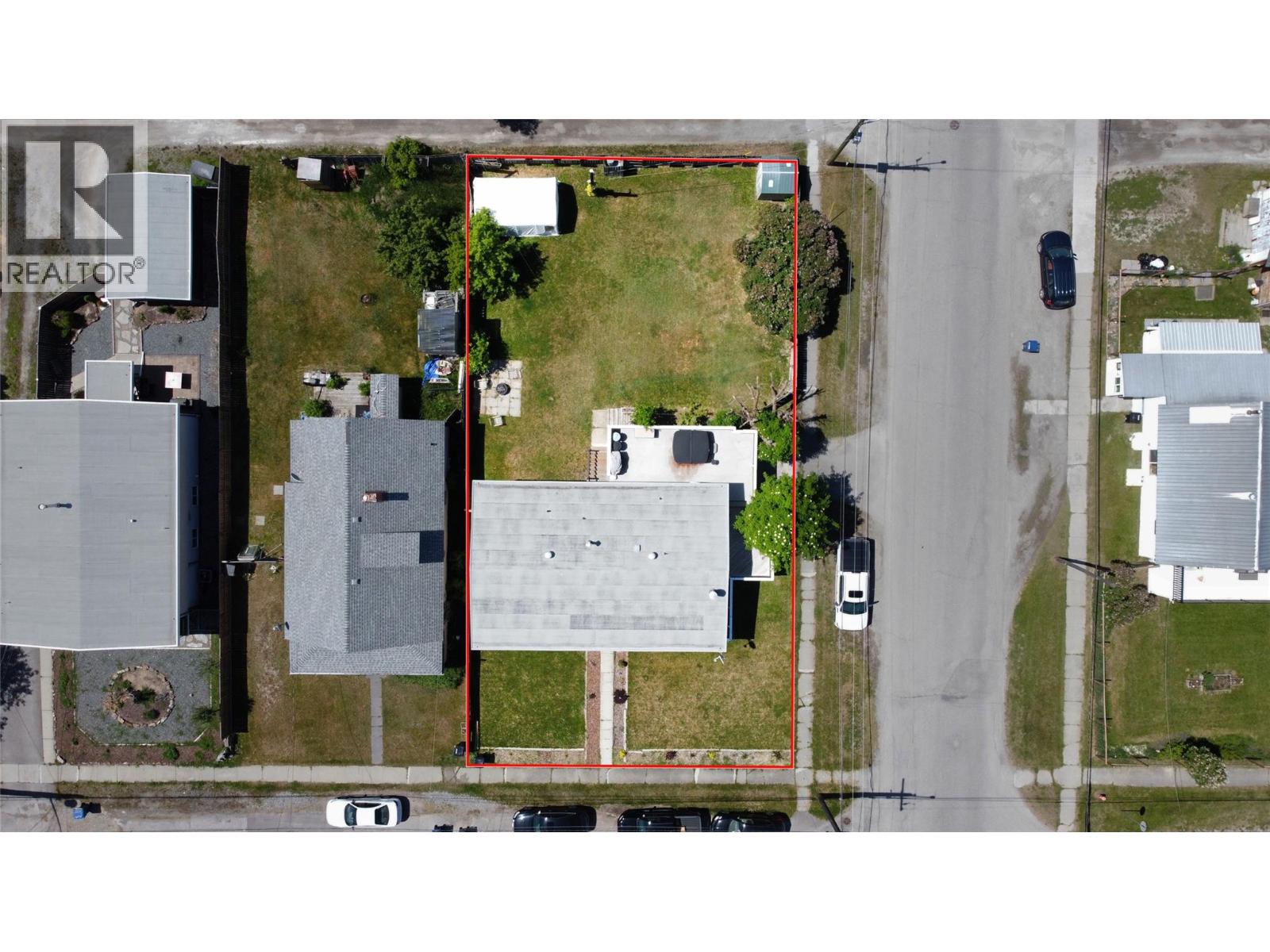 301 4th Avenue S, Cranbrook, British Columbia V1C 2E6 - Photo 37 - 10389285