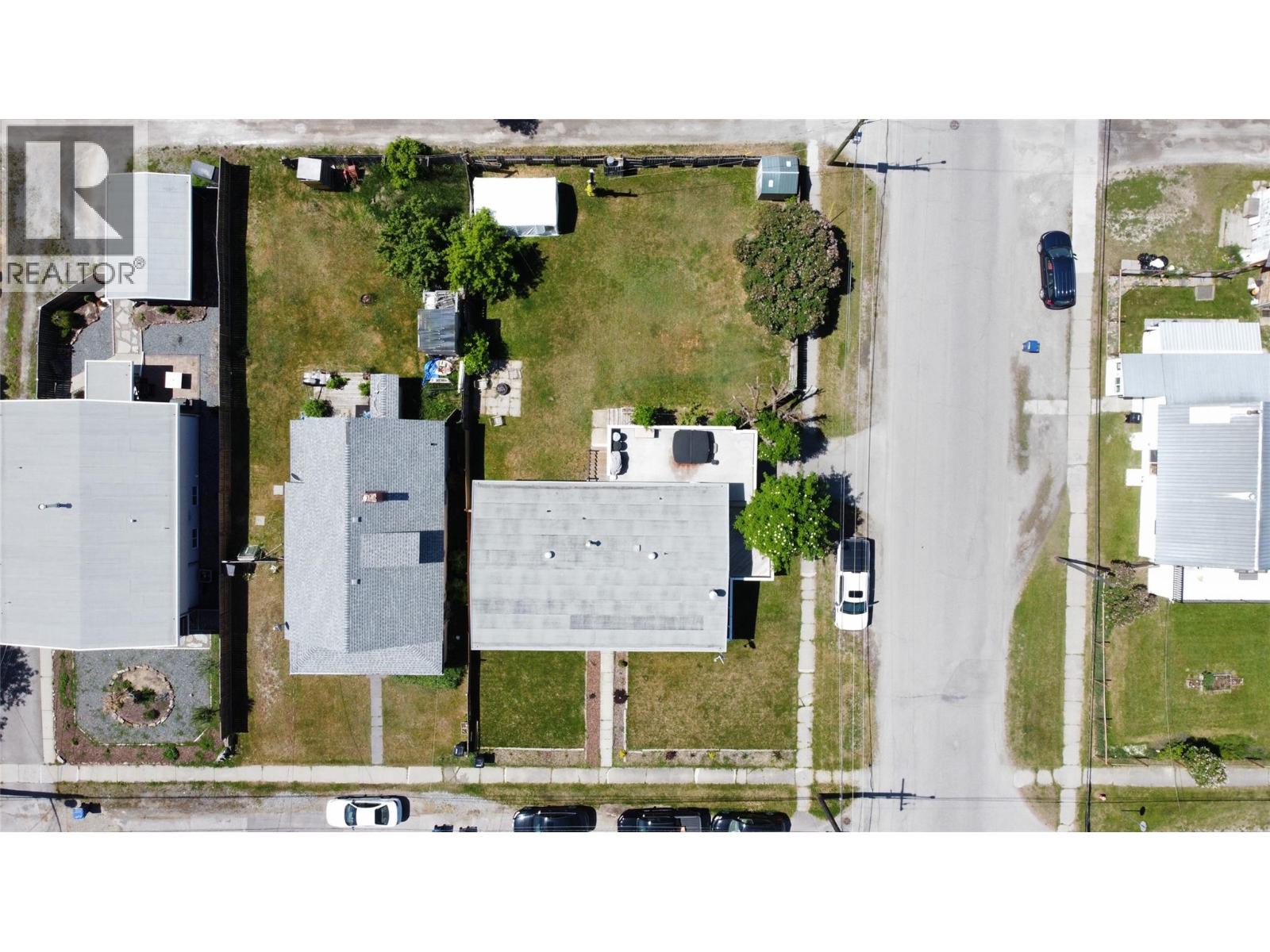 301 4th Avenue S, Cranbrook, British Columbia V1C 2E6 - Photo 32 - 10389285