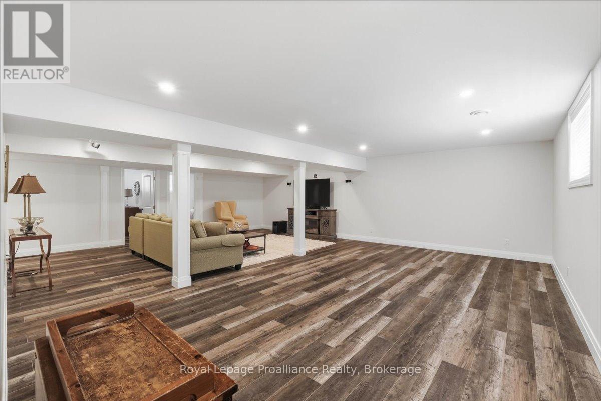 8 Dorchester Drive, Prince Edward County, Ontario  K0K 3L0 - Photo 34 - X13215730