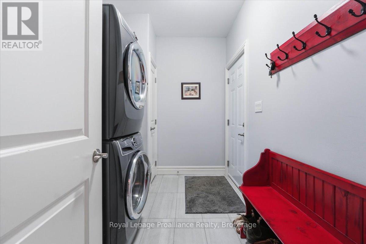 8 Dorchester Drive, Prince Edward County, Ontario  K0K 3L0 - Photo 12 - X13215730
