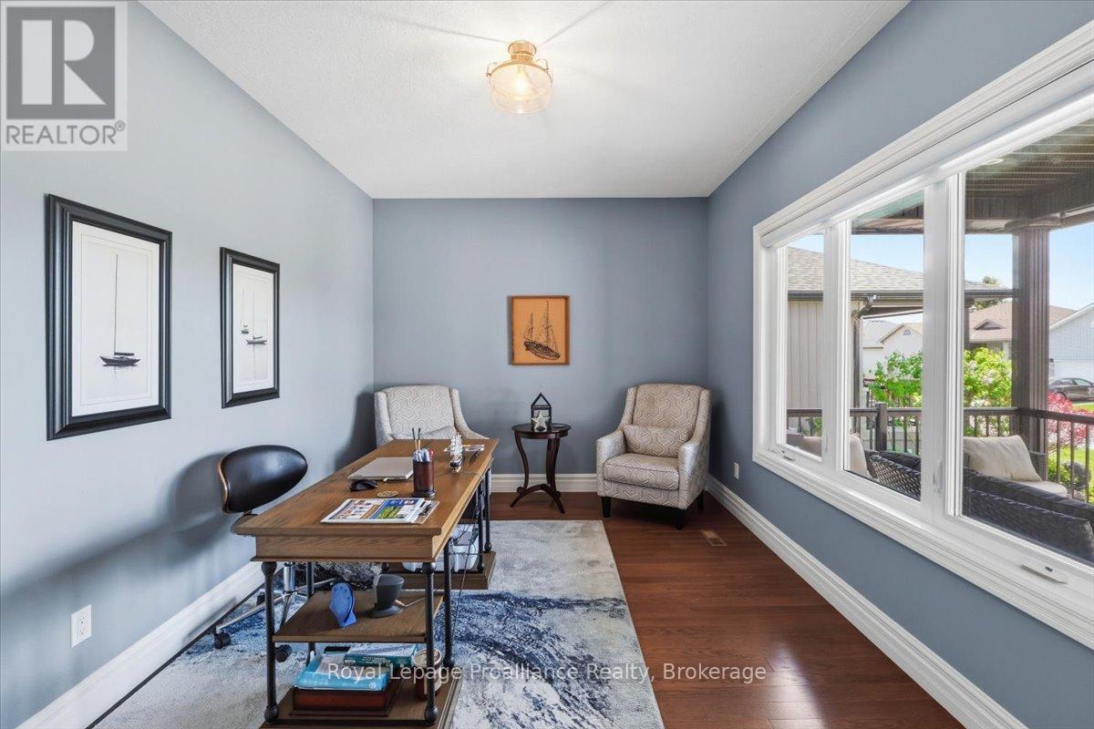 8 Dorchester Drive, Prince Edward County, Ontario  K0K 3L0 - Photo 6 - X13215730