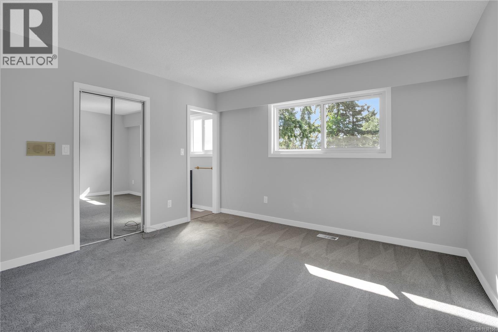 916 Rankin Rd, Esquimalt, British Columbia  V9A 6V6 - Photo 31 - 1038158