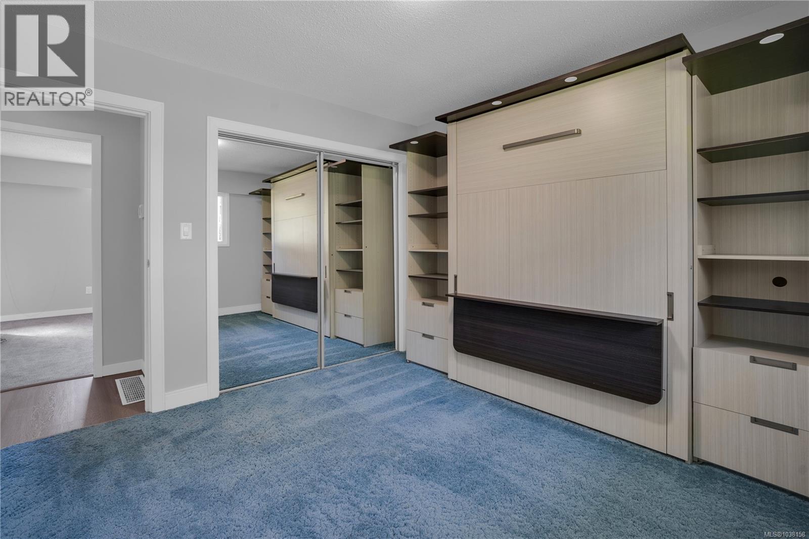 916 Rankin Rd, Esquimalt, British Columbia  V9A 6V6 - Photo 34 - 1038158