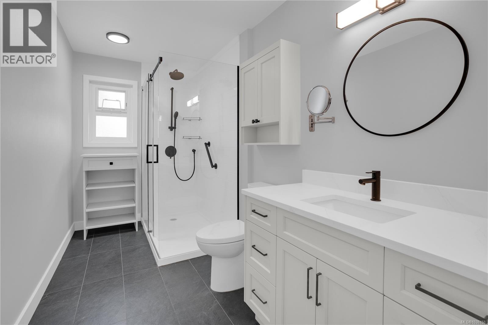 916 Rankin Rd, Esquimalt, British Columbia  V9A 6V6 - Photo 35 - 1038158