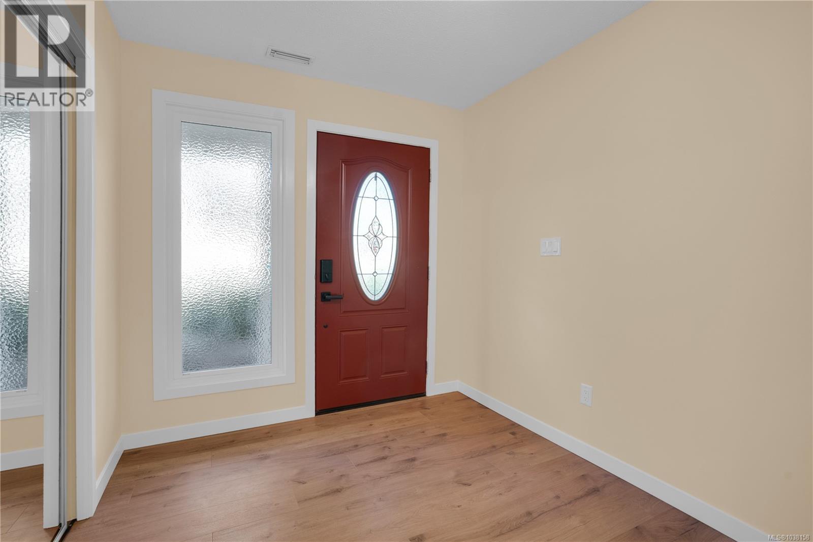 916 Rankin Rd, Esquimalt, British Columbia  V9A 6V6 - Photo 43 - 1038158
