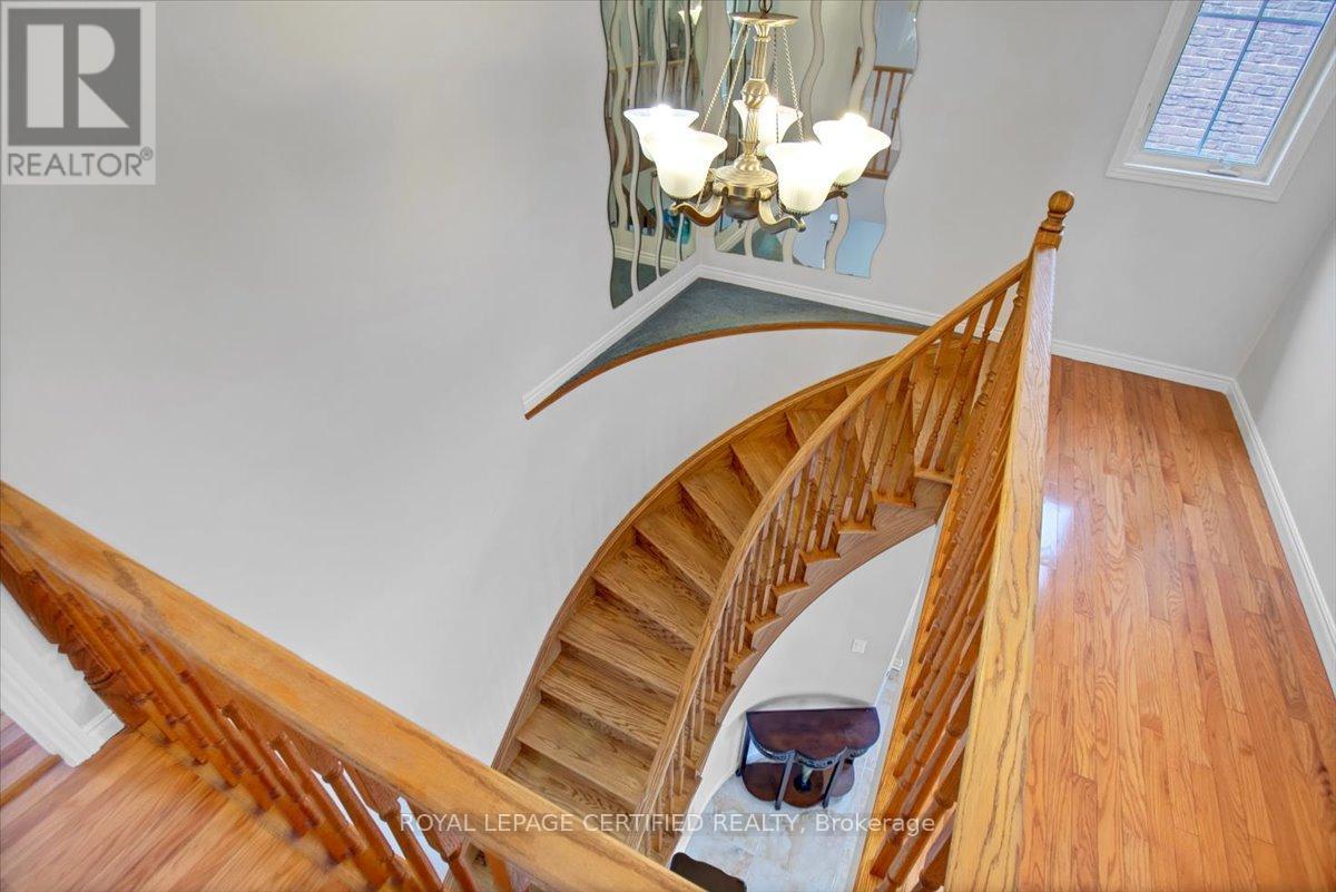 35 Trenholme Crescent, Hamilton, Ontario  L8W 2L4 - Photo 16 - X13214884