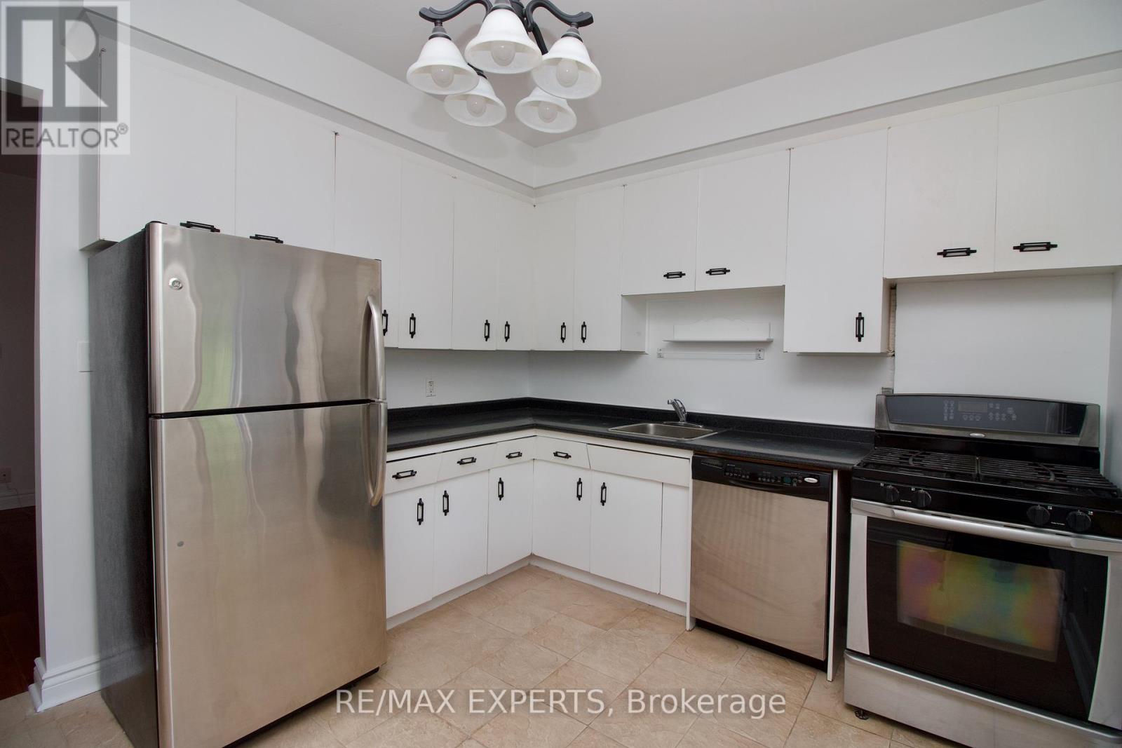 201 - 1691 Dufferin Street, Toronto, Ontario  M6E 3N9 - Photo 13 - C13215588