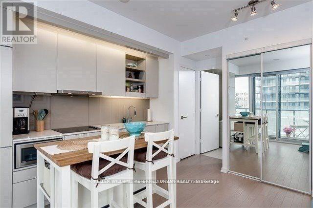 1502 - 101 Peter Street, Toronto, Ontario  M5V 2G9 - Photo 8 - C13215596