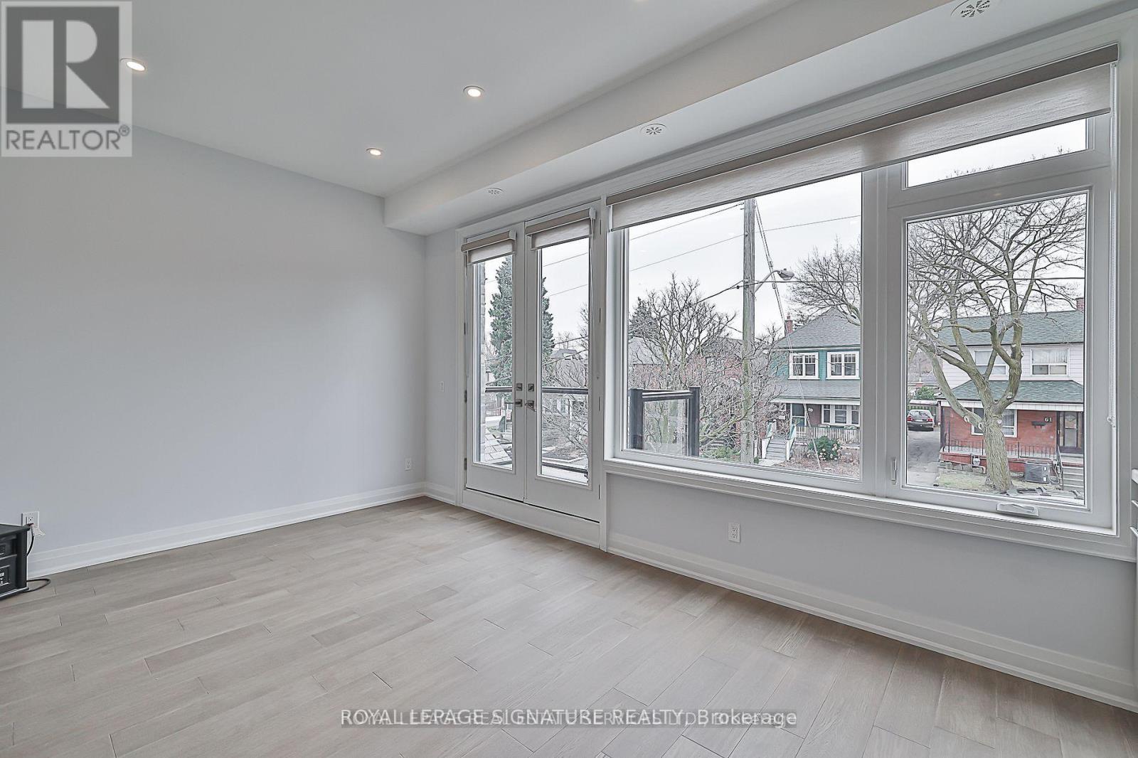 60 Belvidere Avenue, Toronto, Ontario  M6C 1P6 - Photo 11 - C13215716