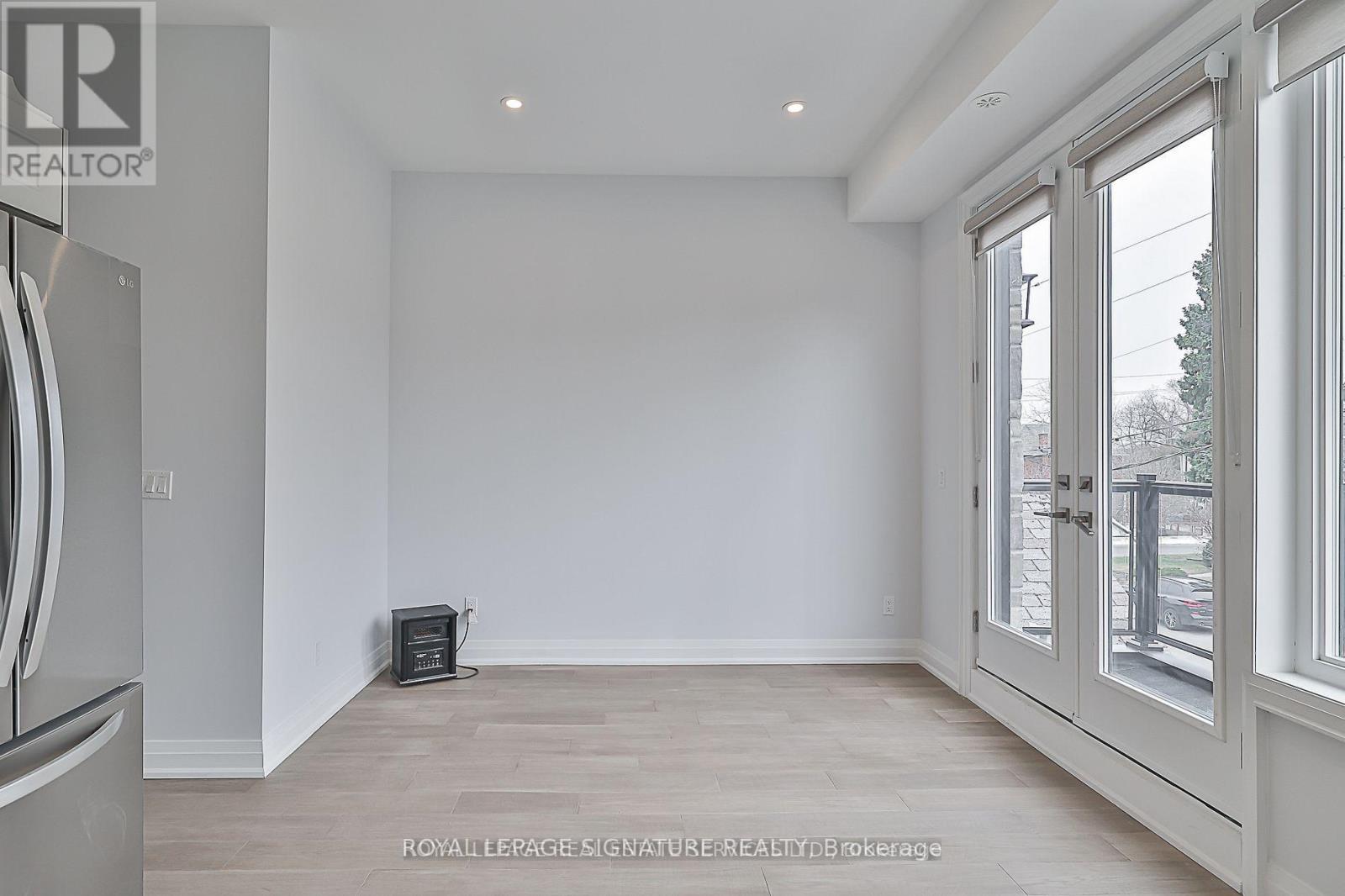60 Belvidere Avenue, Toronto, Ontario  M6C 1P6 - Photo 16 - C13215716