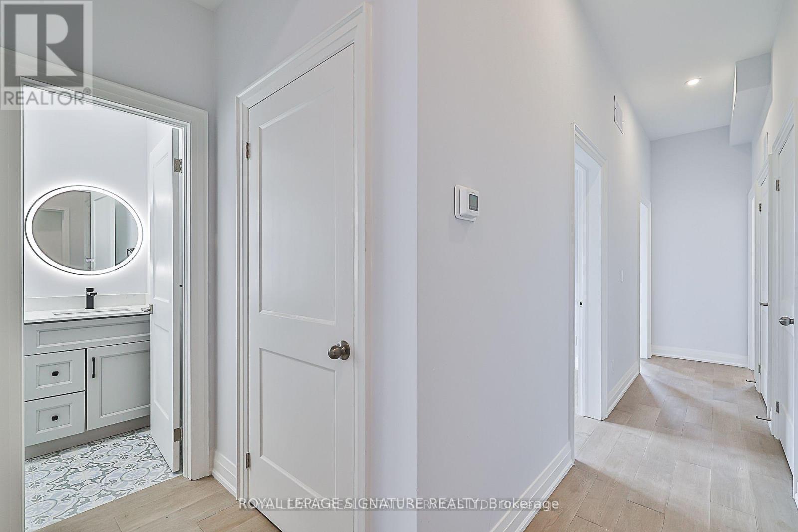 60 Belvidere Avenue, Toronto, Ontario  M6C 1P6 - Photo 20 - C13215716
