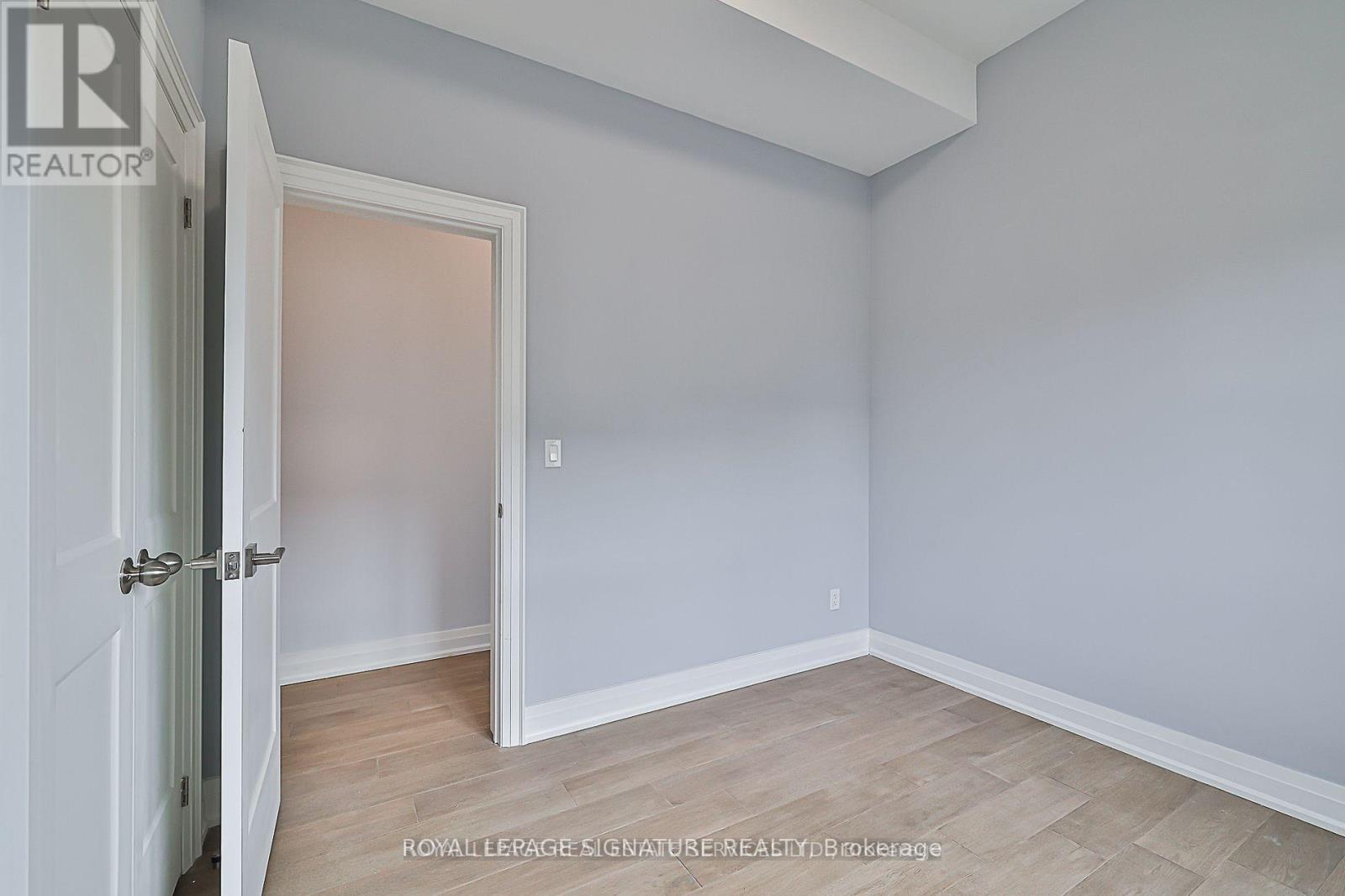 60 Belvidere Avenue, Toronto, Ontario  M6C 1P6 - Photo 21 - C13215716