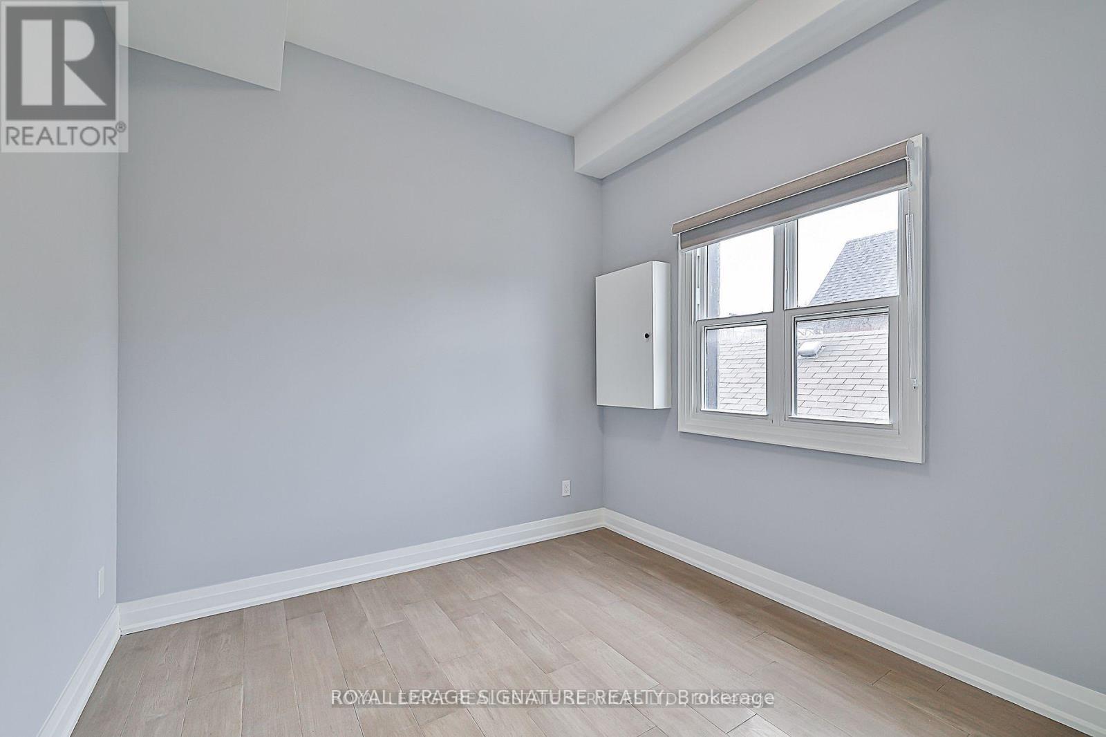 60 Belvidere Avenue, Toronto, Ontario  M6C 1P6 - Photo 22 - C13215716