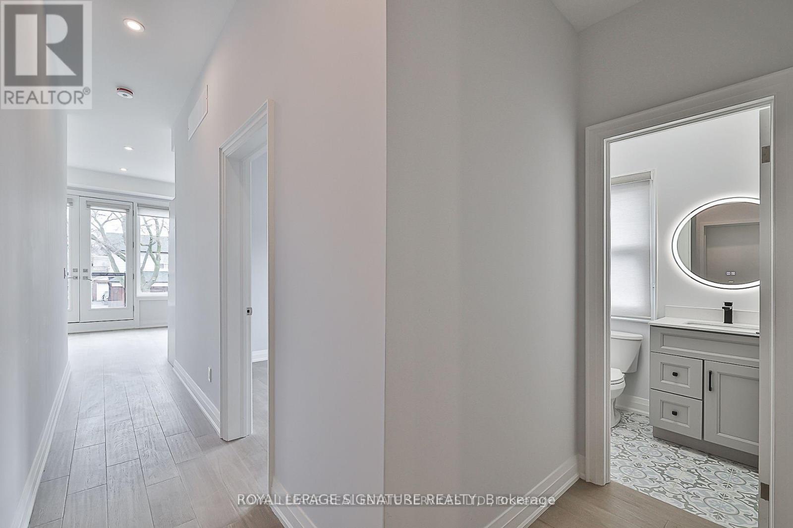 60 Belvidere Avenue, Toronto, Ontario  M6C 1P6 - Photo 25 - C13215716