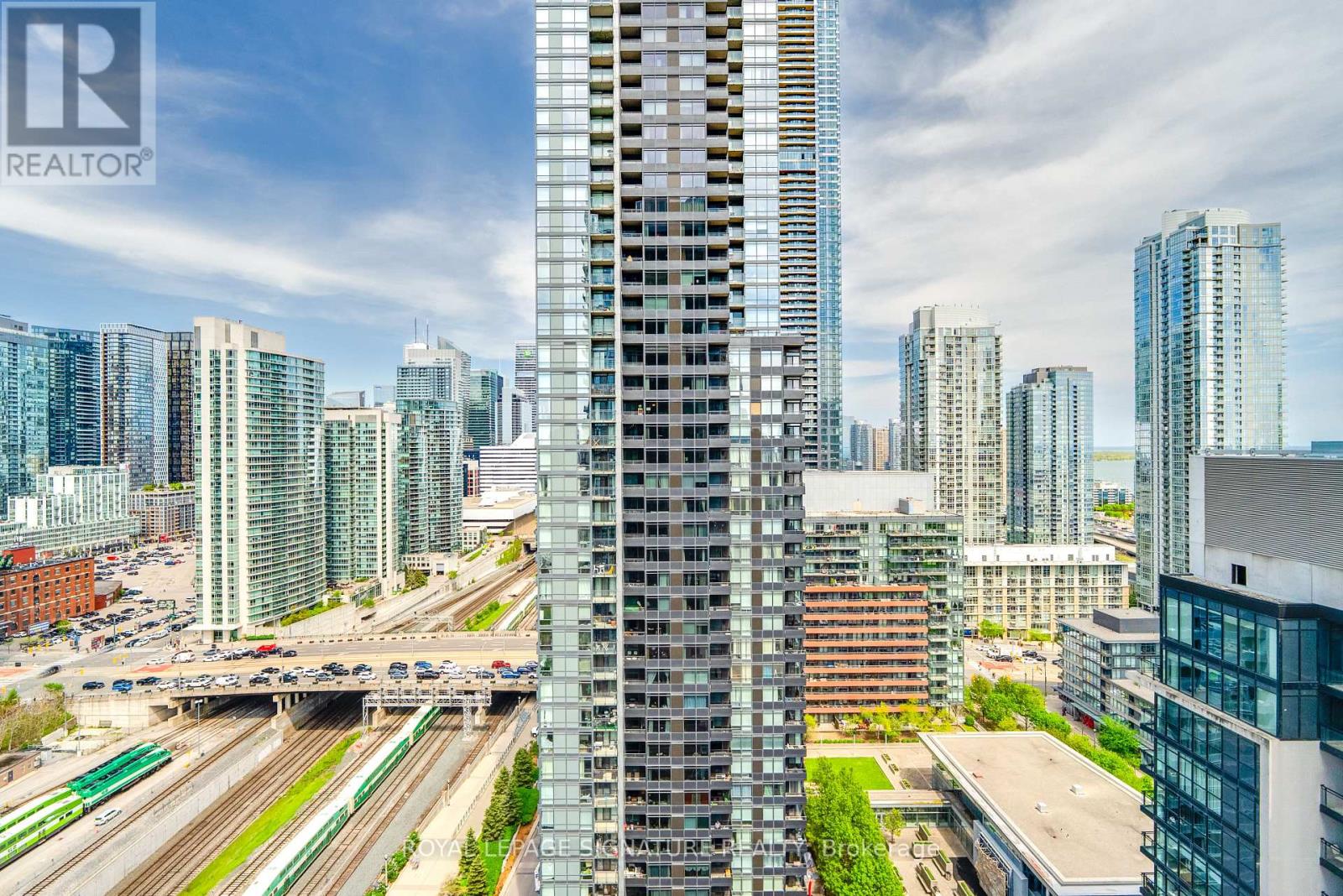 2701 - 25 Capreol Court, Toronto, Ontario  M5V 3Z7 - Photo 10 - C13215734