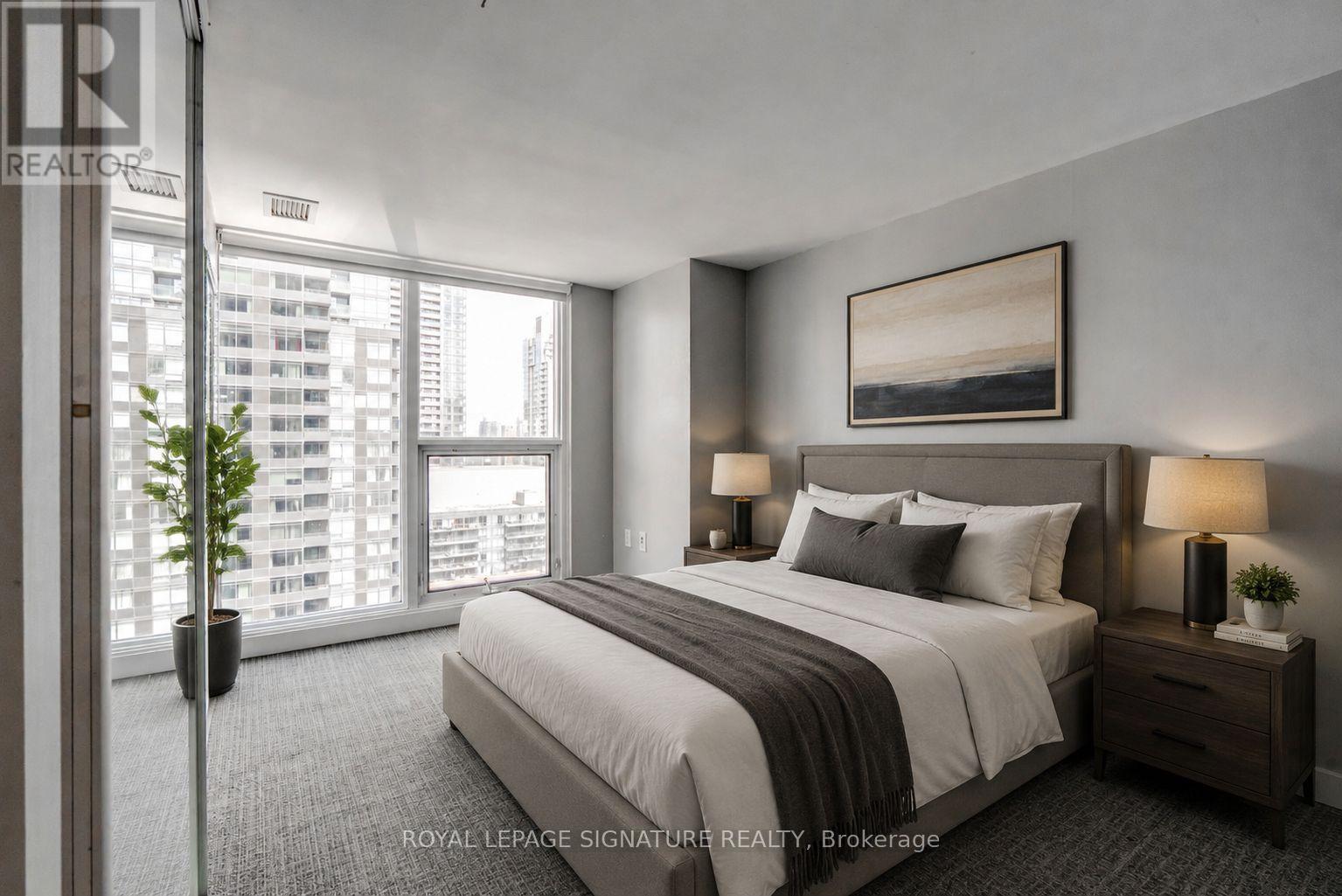 2701 - 25 Capreol Court, Toronto, Ontario  M5V 3Z7 - Photo 4 - C13215734