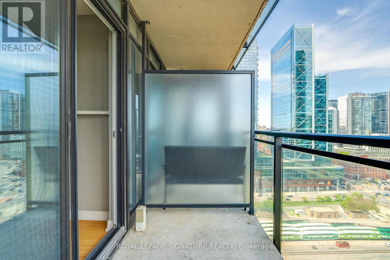 2701 - 25 Capreol Court, Toronto, Ontario  M5V 3Z7 - Photo 8 - C13215734