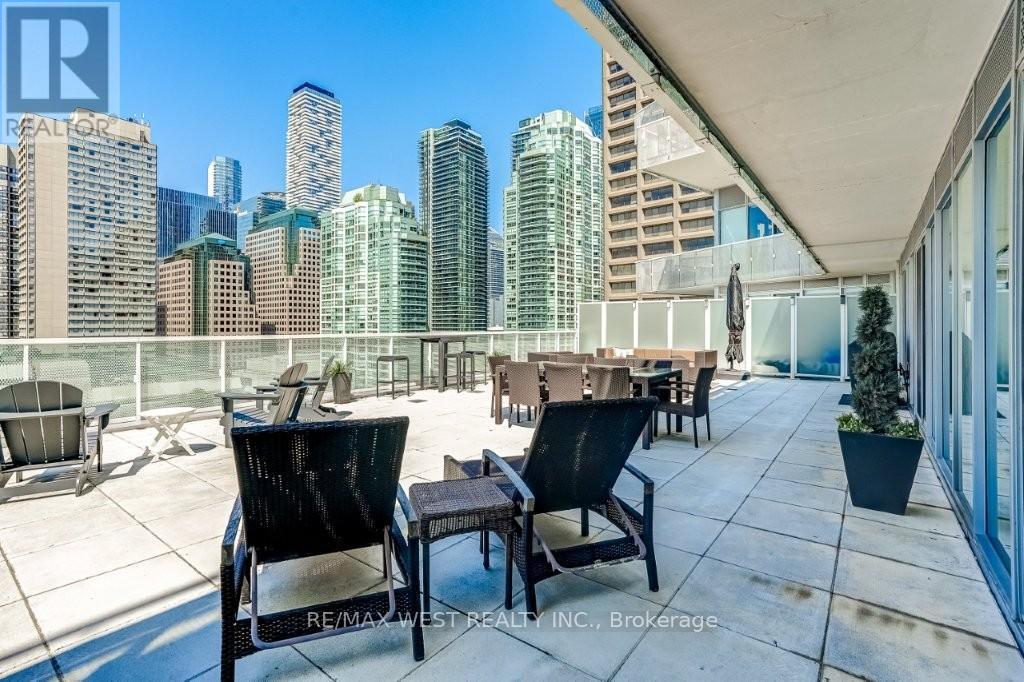 1006 - 15 Queens Quay E, Toronto, Ontario  M5E 0C5 - Photo 25 - C13215816