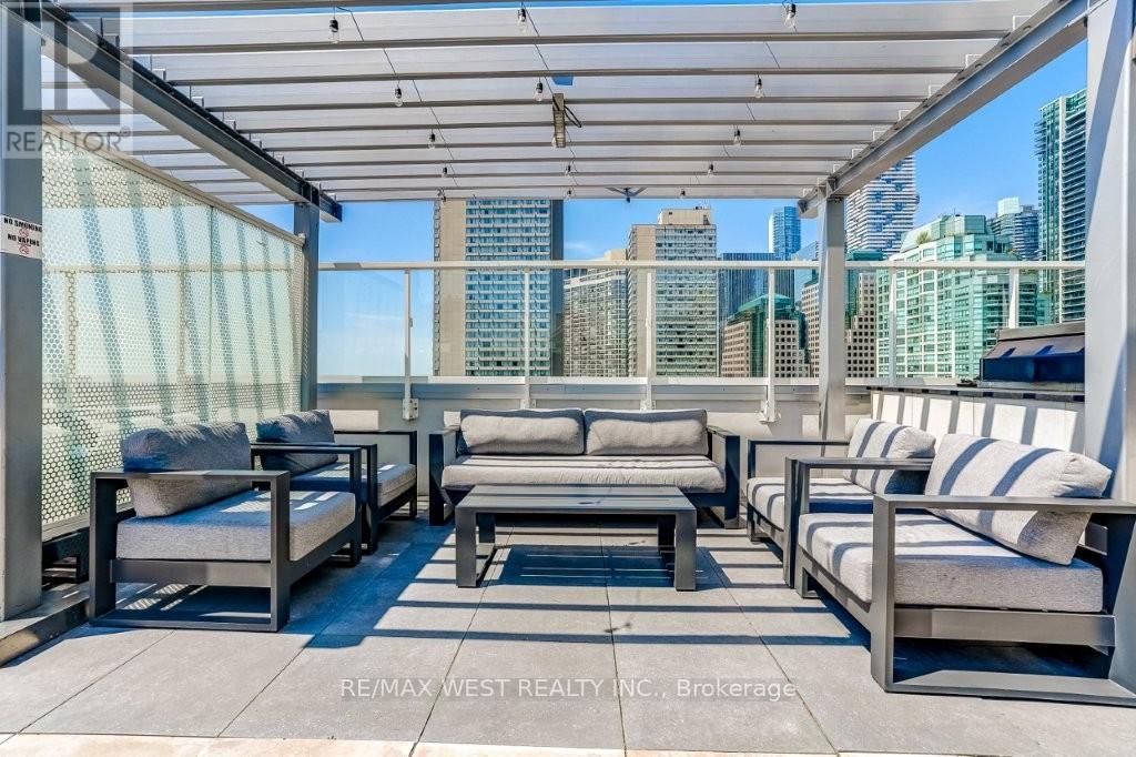 1006 - 15 Queens Quay E, Toronto, Ontario  M5E 0C5 - Photo 44 - C13215816