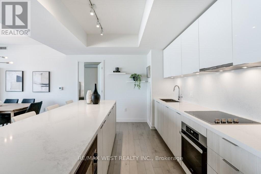 1006 - 15 Queens Quay E, Toronto, Ontario  M5E 0C5 - Photo 7 - C13215816