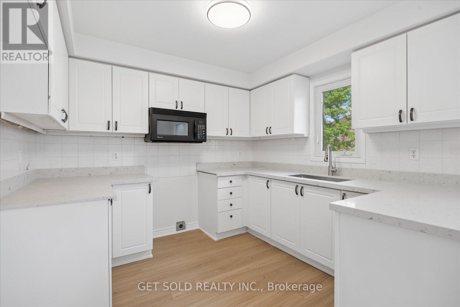 10 Howes Street, Ajax, Ontario  L1T 3V6 - Photo 11 - E13215532