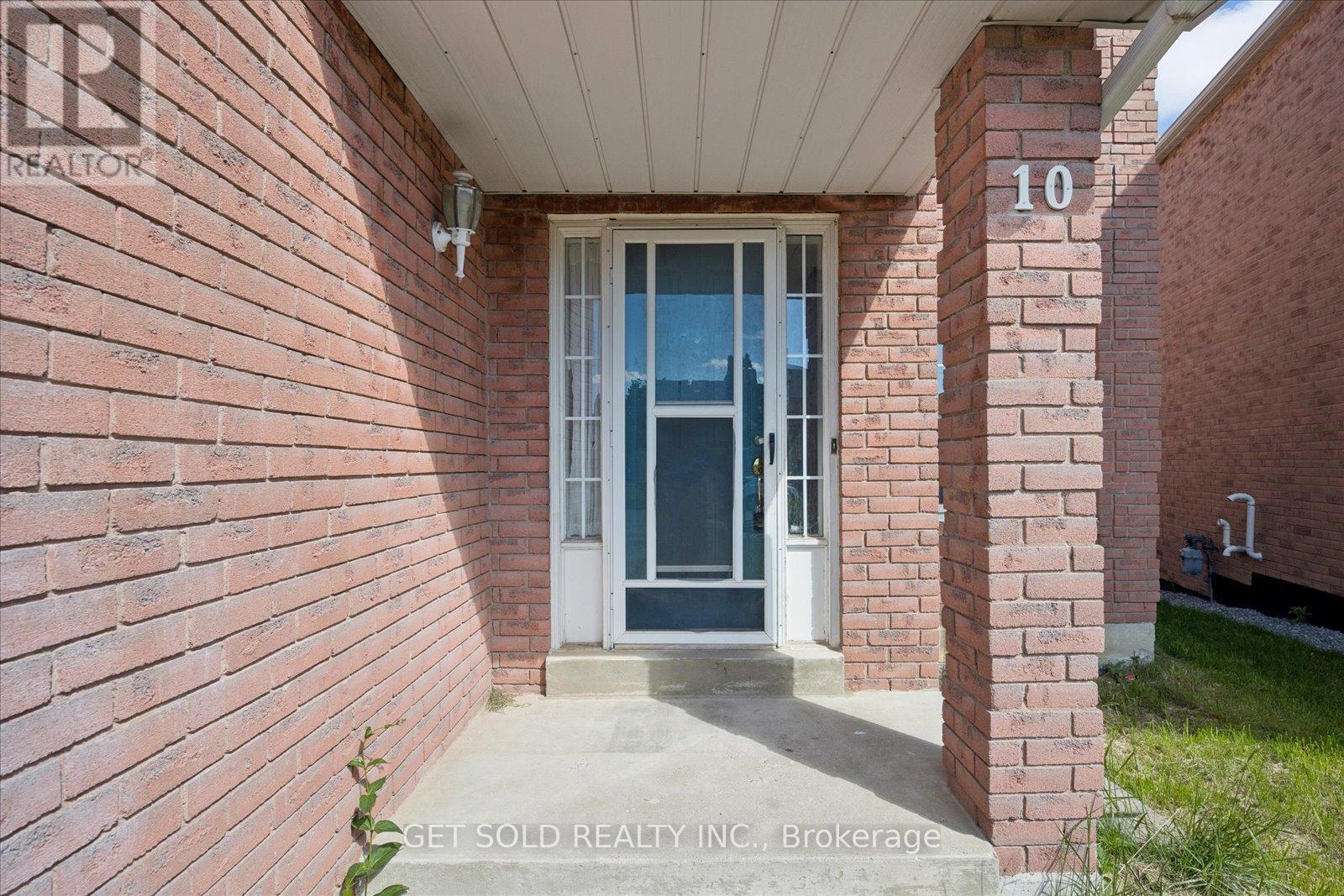 10 Howes Street, Ajax, Ontario  L1T 3V6 - Photo 3 - E13215532