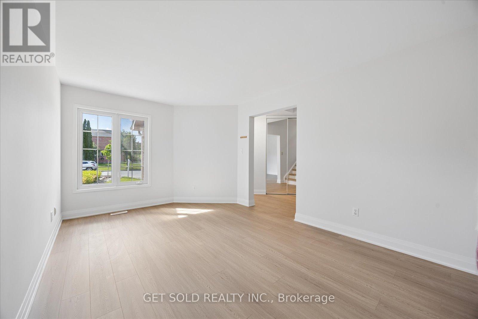 10 Howes Street, Ajax, Ontario  L1T 3V6 - Photo 6 - E13215532