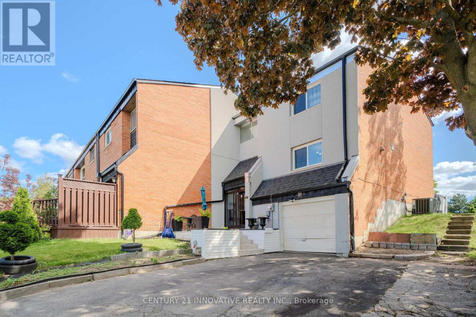 5 Cheatham Place, Toronto, Ontario  M1B 1C1 - Photo 2 - E13215534