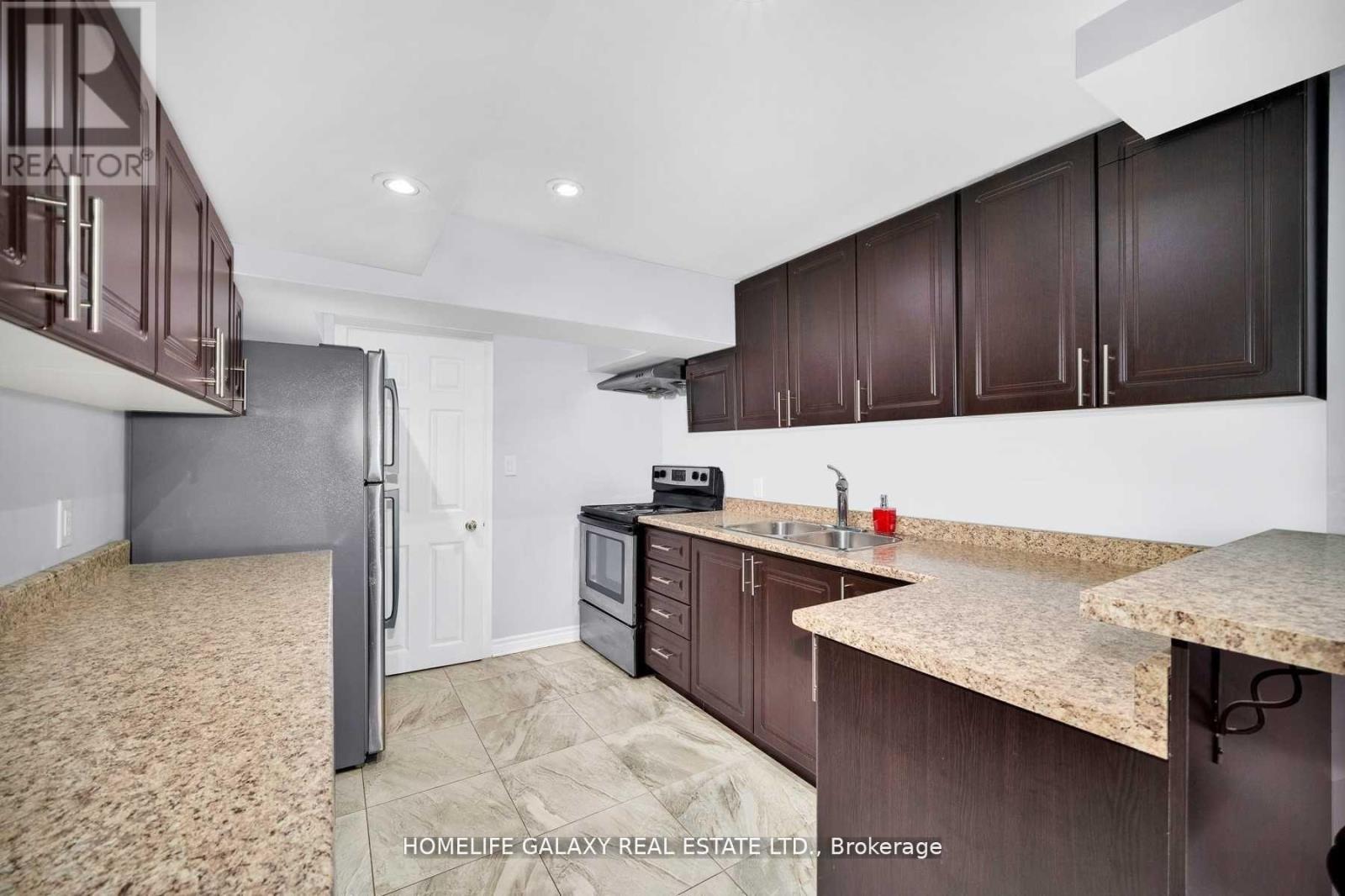 Bsmnt - 19 Warburton Drive, Ajax, Ontario  L1T 0K6 - Photo 6 - E13215850