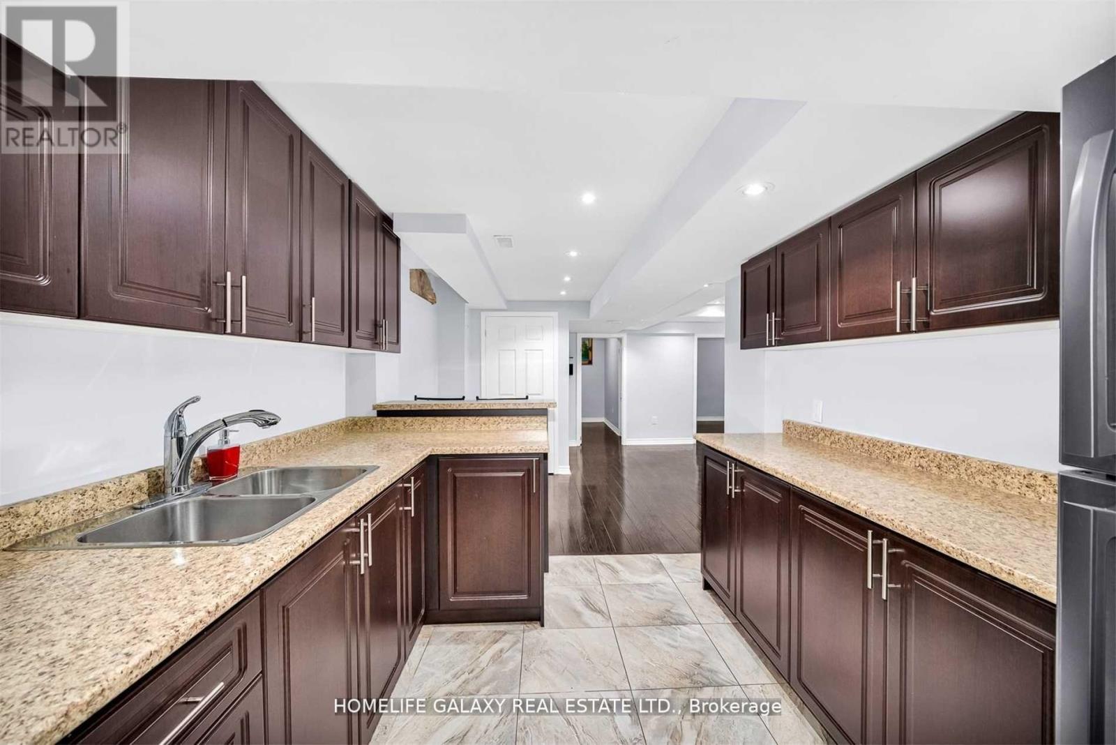 Bsmnt - 19 Warburton Drive, Ajax, Ontario  L1T 0K6 - Photo 7 - E13215850