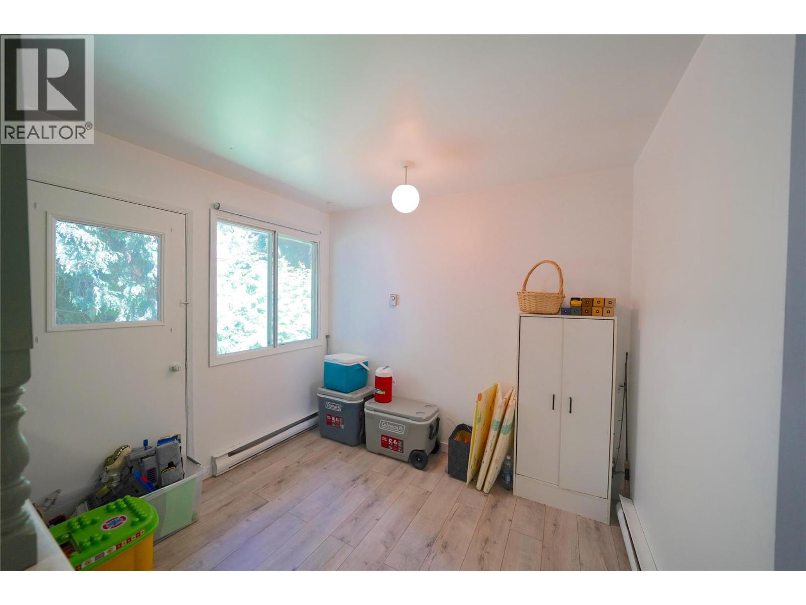 2897 Highway 3a, Nelson, British Columbia  V1L 6M1 - Photo 23 - 10385662