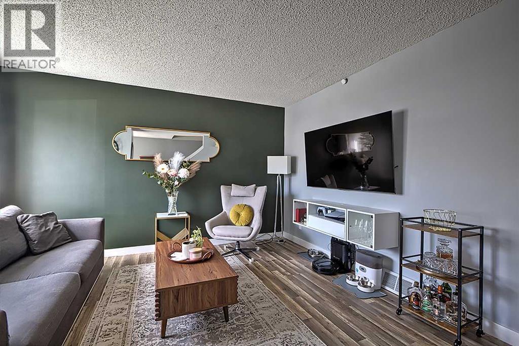 72 Deerpoint Road Se, Calgary, Alberta  T2J 6M9 - Photo 7 - A2311045