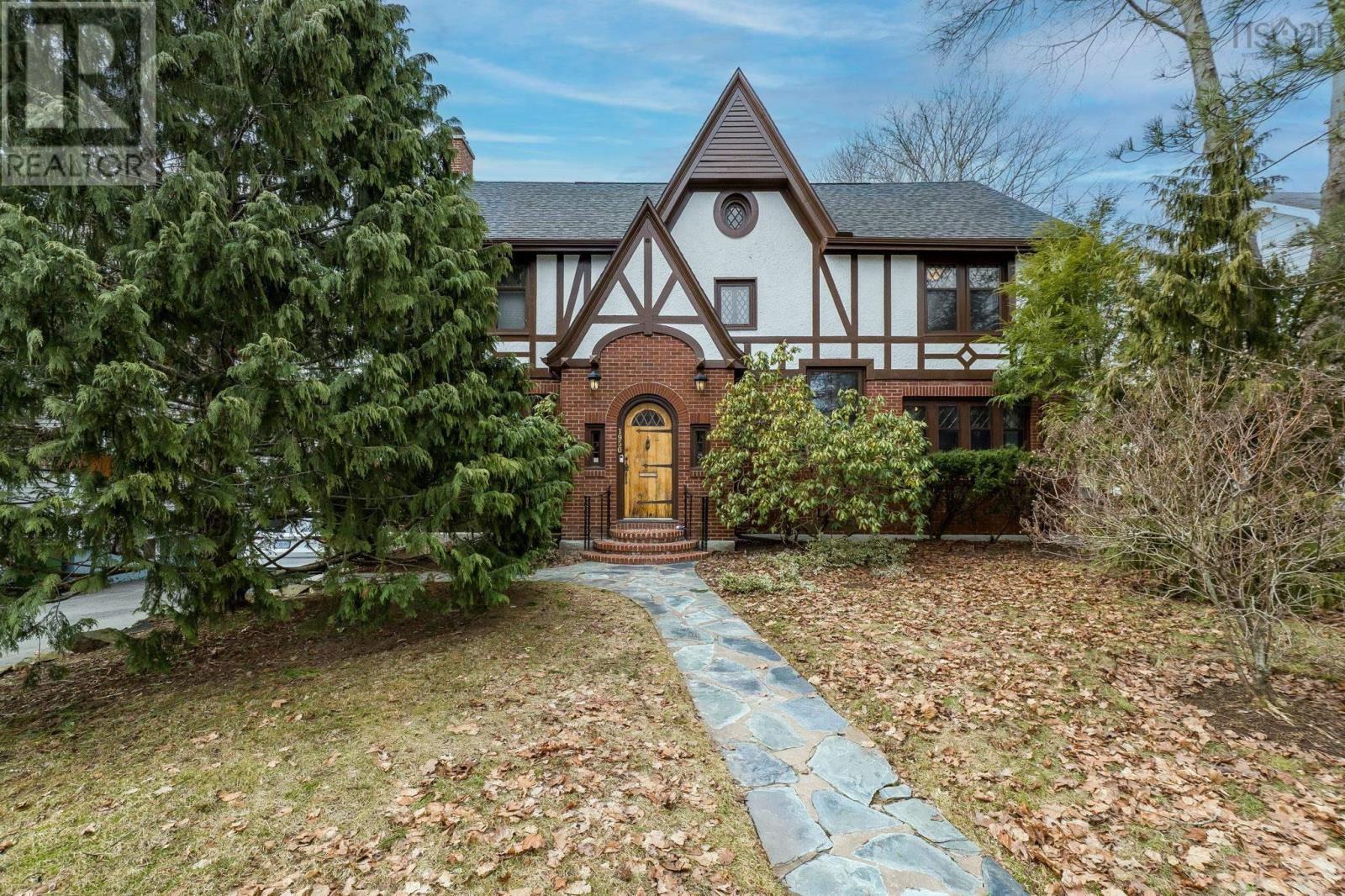 1950 Connaught Avenue, Halifax, Nova Scotia  B3H 4E1 - Photo 1 - 202601573