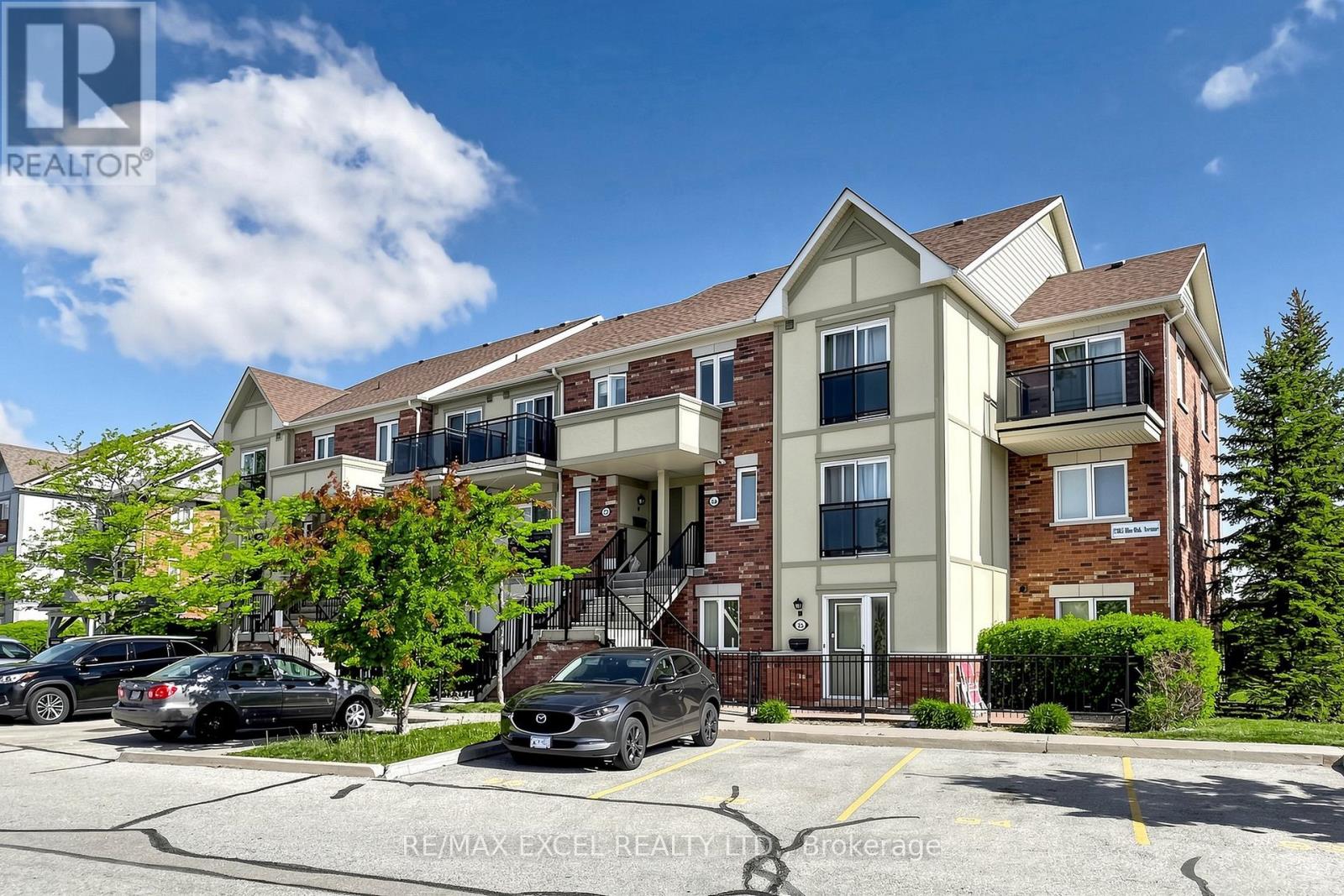 28 - 2285 BUR OAK AVENUE, Markham, Ontario