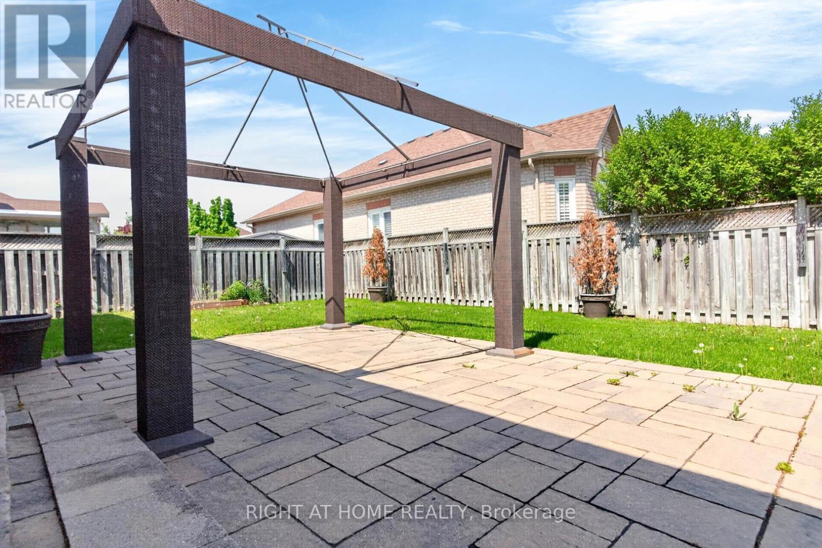 246 Caproni Drive, Vaughan, Ontario  L6A 1X7 - Photo 29 - N13215690