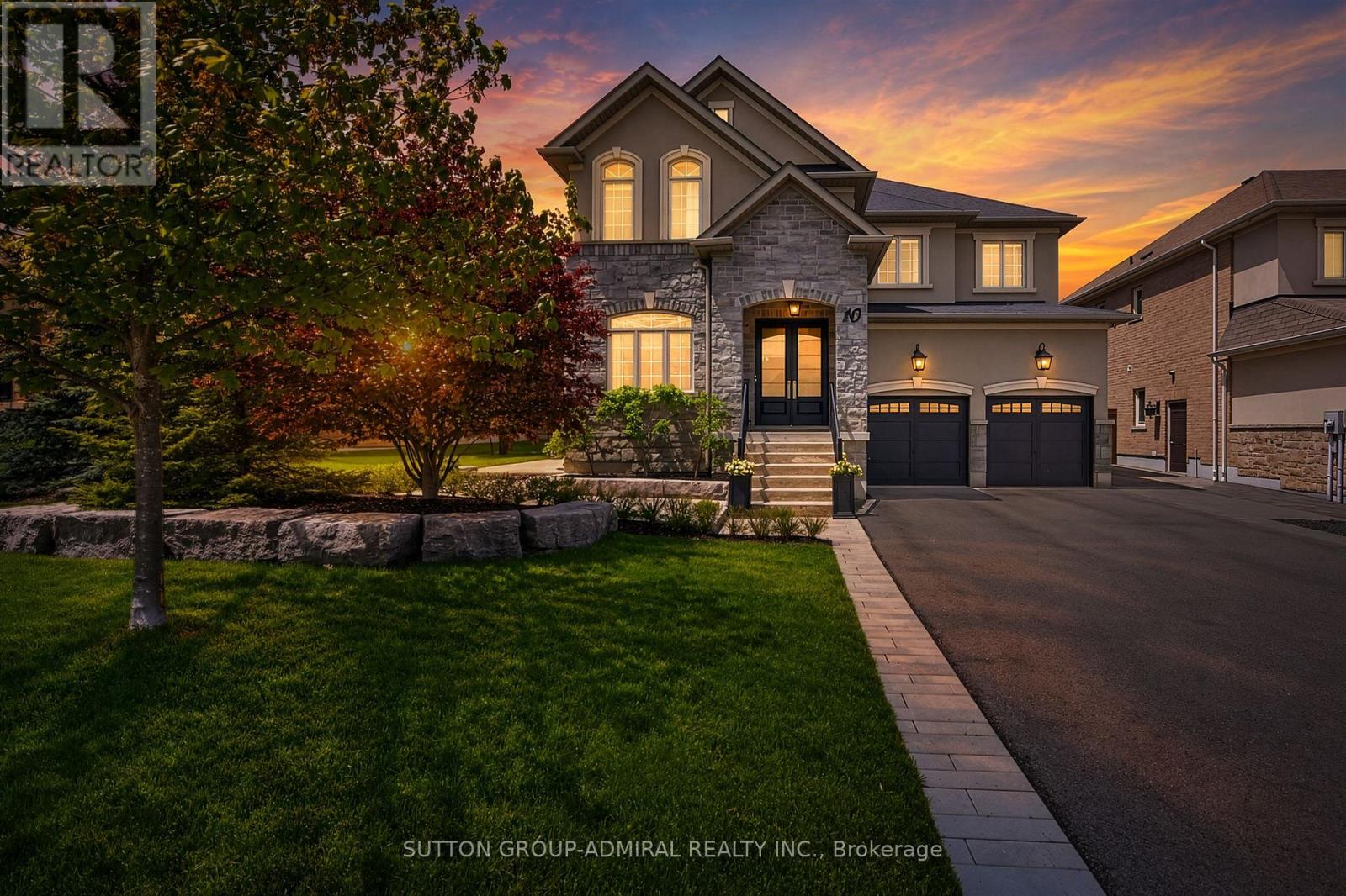 10 Thomas Noble Court, King, Ontario  L7B 0A3 - Photo 2 - N13215698