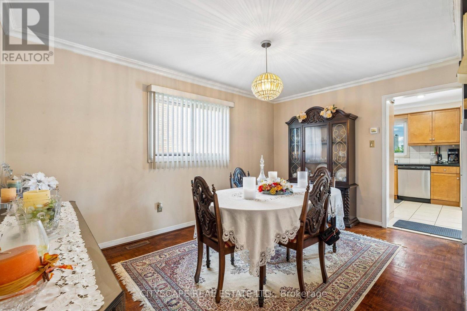 4356 Wakefield Crescent, Mississauga, Ontario  L5C 4N2 - Photo 12 - W13214266