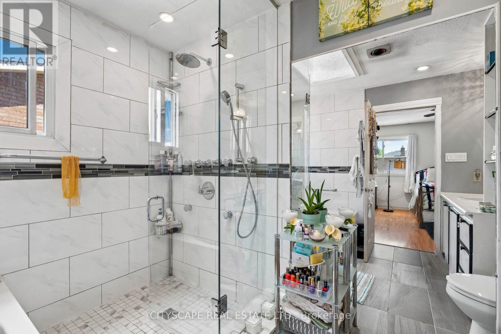 4356 Wakefield Crescent, Mississauga, Ontario  L5C 4N2 - Photo 33 - W13214266